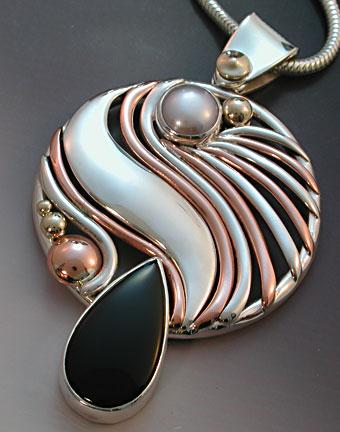 Black onyx wave pendant